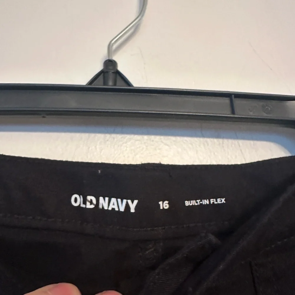 Boys Old Navy black built in flex uniform pants 16